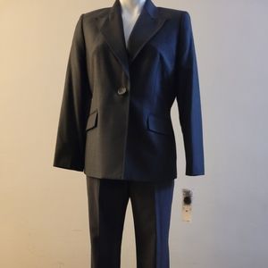 2 pieces kasper suit, Jacket and pants